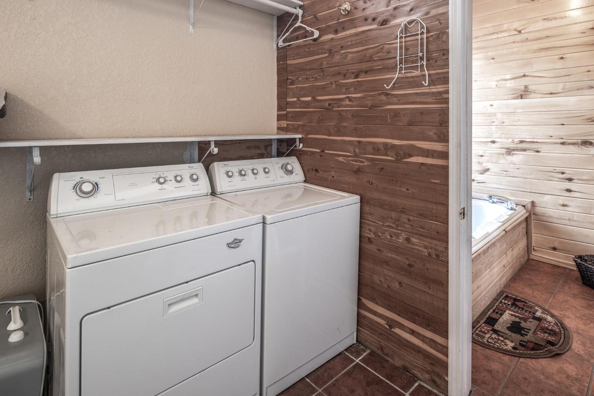 Upper Canyon Inn & Cabins รุยโดโซ ภายนอก รูปภาพ