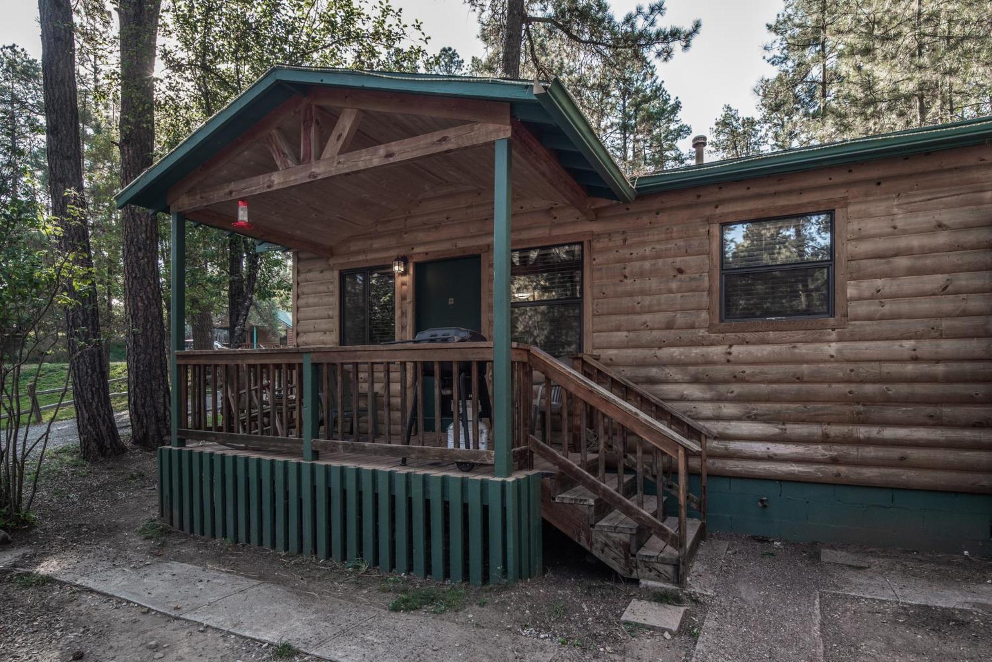 Upper Canyon Inn & Cabins รุยโดโซ ภายนอก รูปภาพ