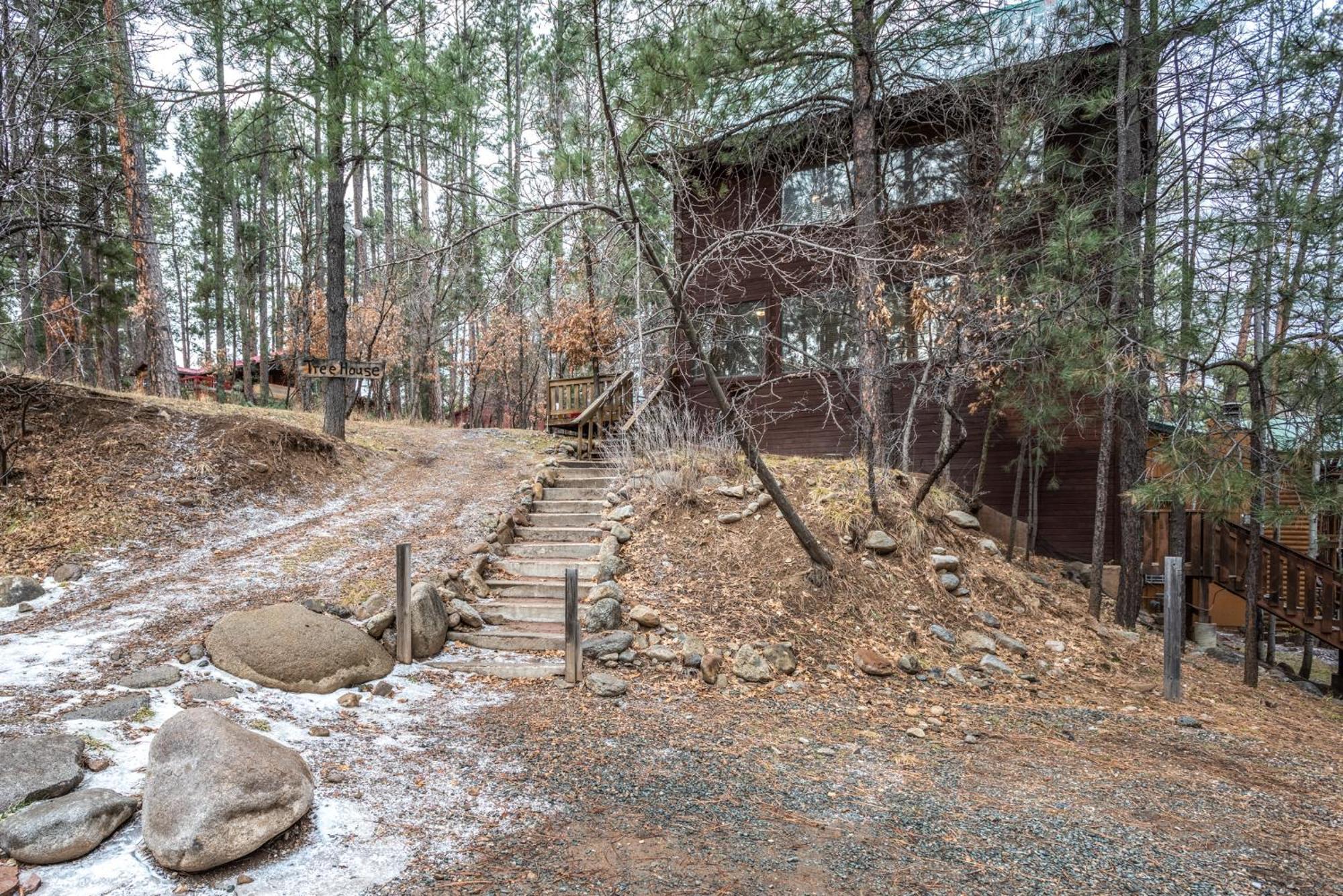 Upper Canyon Inn & Cabins รุยโดโซ ภายนอก รูปภาพ