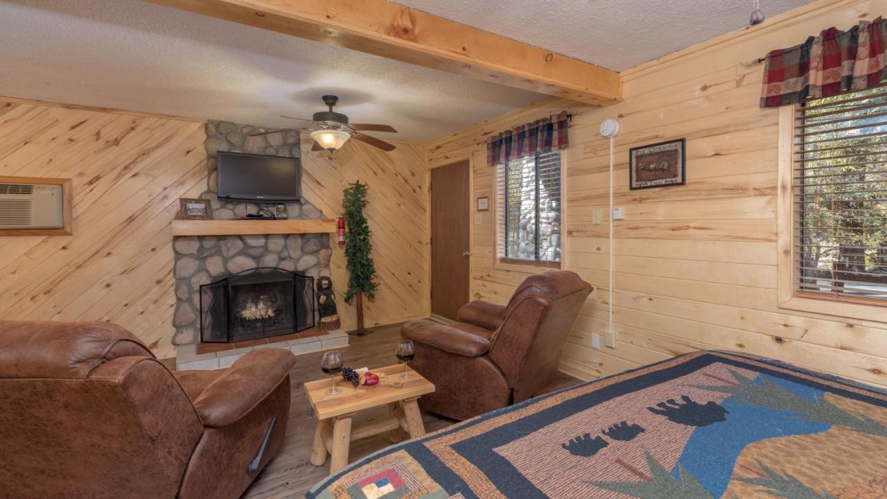 Upper Canyon Inn & Cabins รุยโดโซ ภายนอก รูปภาพ