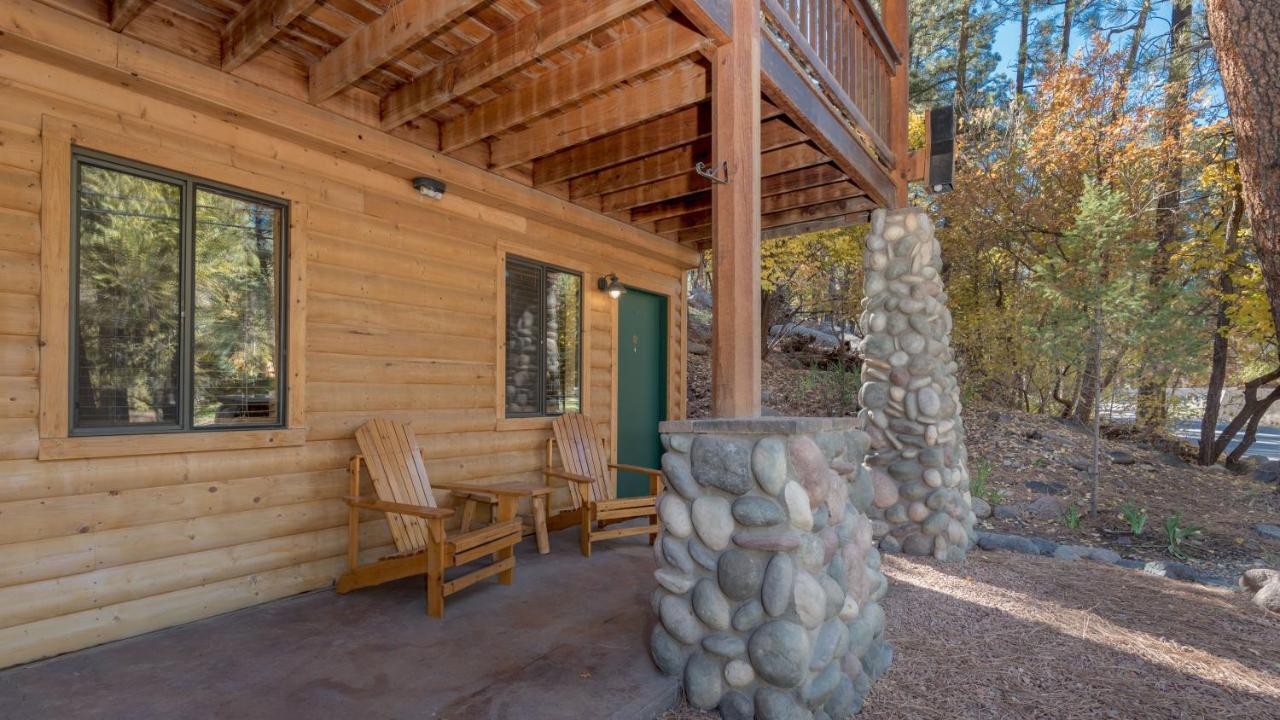 Upper Canyon Inn & Cabins รุยโดโซ ภายนอก รูปภาพ