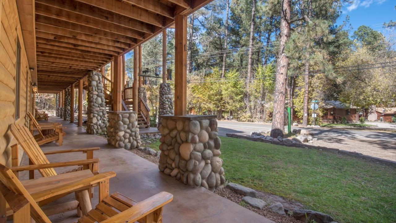 Upper Canyon Inn & Cabins รุยโดโซ ภายนอก รูปภาพ